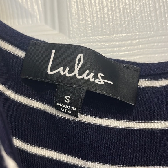 Lulus size small cropped tank with tie detail - Picture 3 of 3